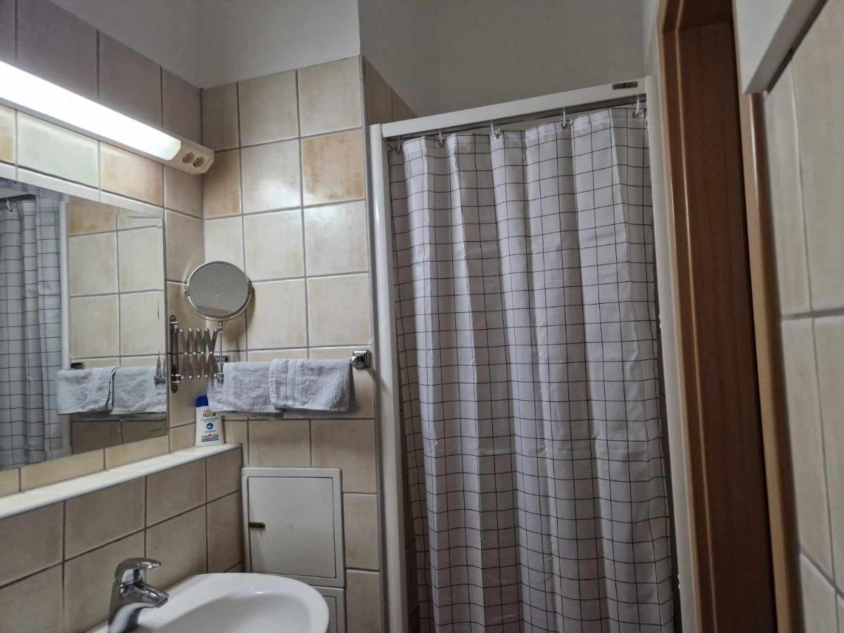 Ta'Karos Apartman Zalakaros Buitenkant foto